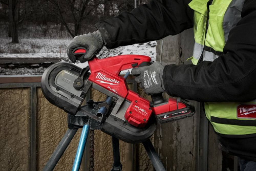 MILWAUKEE M18 FBS85-0C Pilarka taśmowa piła akumulatorowa body z walizką